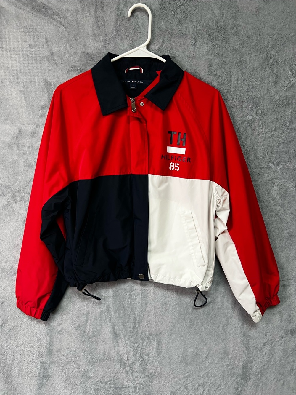 Tommy Hilfiger jacket womens small colorblock white navy TH 85 preppy 90s
